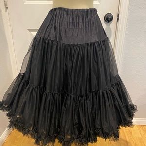 Unique Vintage Black Midi Crinoline